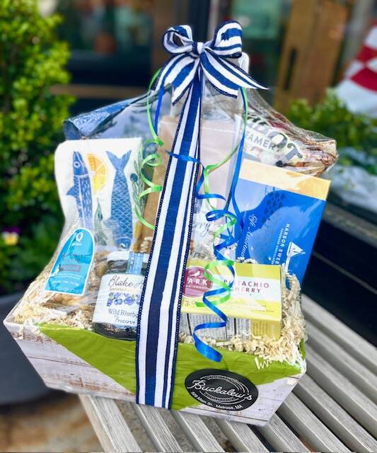 Curated gift boxes of specialty food/treats/chocolate that bring